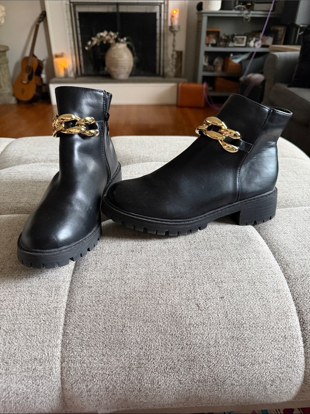 Nicole Miller Black Moto Booties Sz 8 Gold Chain Lug Sole